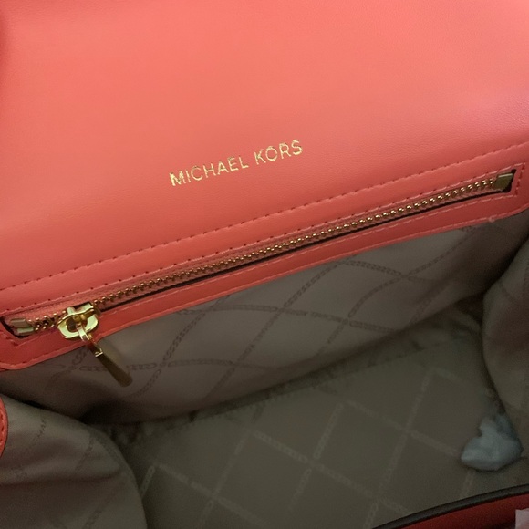 New MK 💐 medium satchel/ shoulder bag - Picture 12 of 15